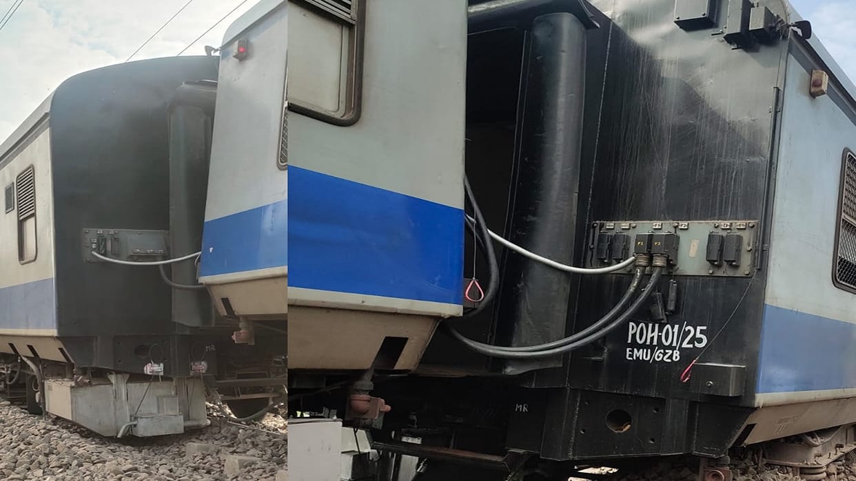 bogie of the Kurukshetra-Delhi passenger train derailed, passengers said loud noises started coming