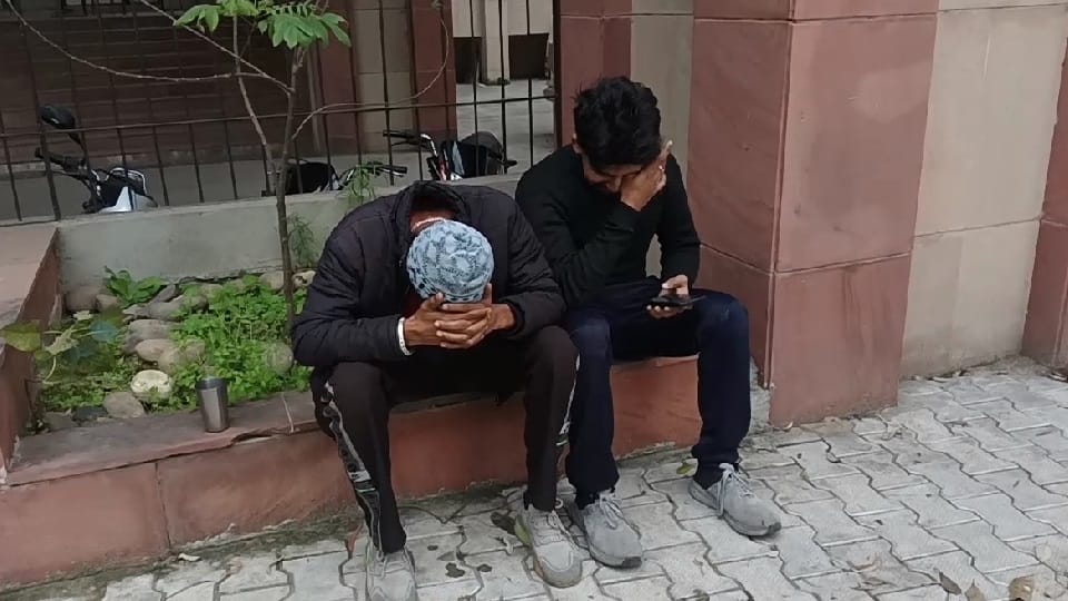 Hoshiarpur Home Guard jawan suicide shooting himself with service rifle