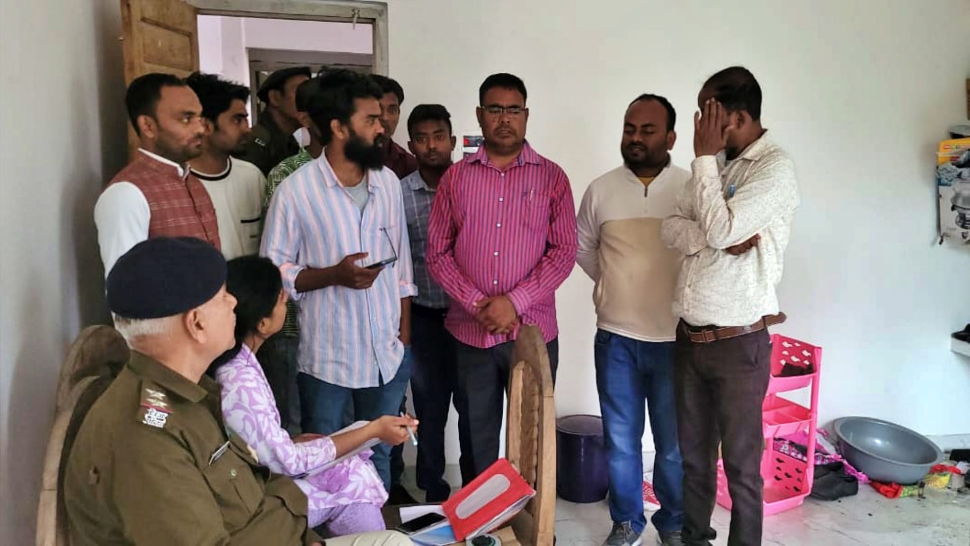 Purnea: Medical clinic operator committed suicide by hanging himself, troubled by losses in business and debt