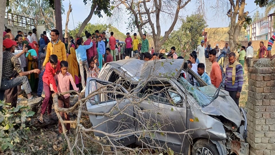 Car hits two women sitting on a bench on roadside in sambhal both die