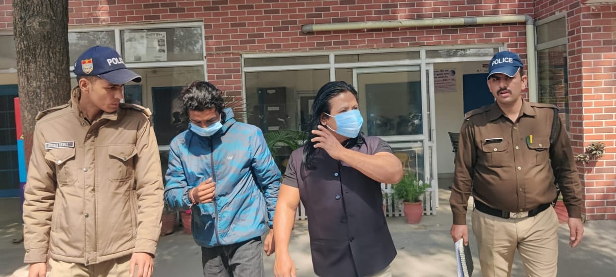 IIT professor and his friend misbehave and beat up Kanwariyas in Roorkee