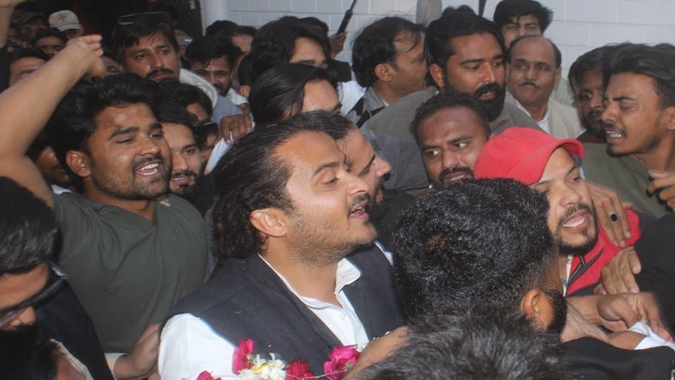 Abdullah Azam Sentenced Again: Five Witnesses Outweigh 19 Defense Testimonies in Dual Passport Case