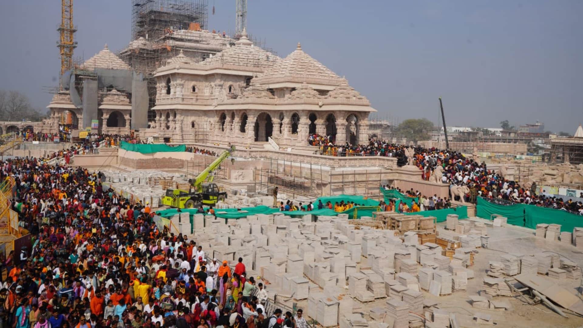 Big crowd in Ayodhya on Mahashivratri.
