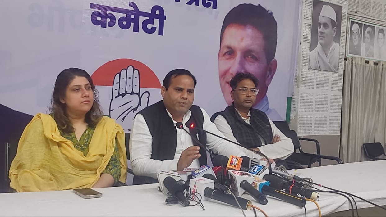 Bhopal: Congress alleges- Former minister's son misused Mandi land, acquired land for petrol pump