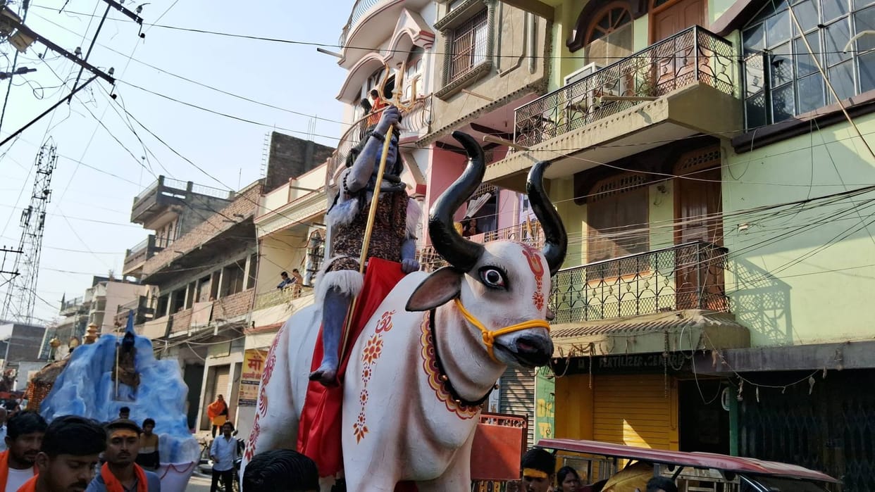 Mahashivratri 2025 See in pictures Shiva procession took place in Muzaffarpur Sheikhpura Har Har Mahadev