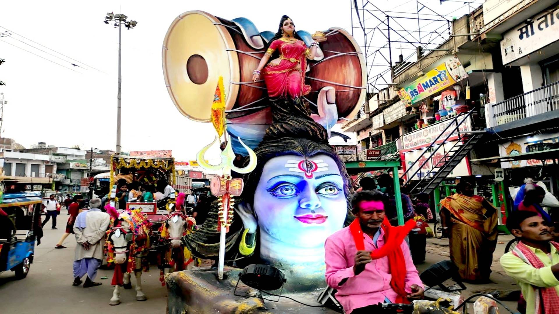 Mahashivratri 2025 See in pictures Shiva procession took place in Muzaffarpur Sheikhpura Har Har Mahadev