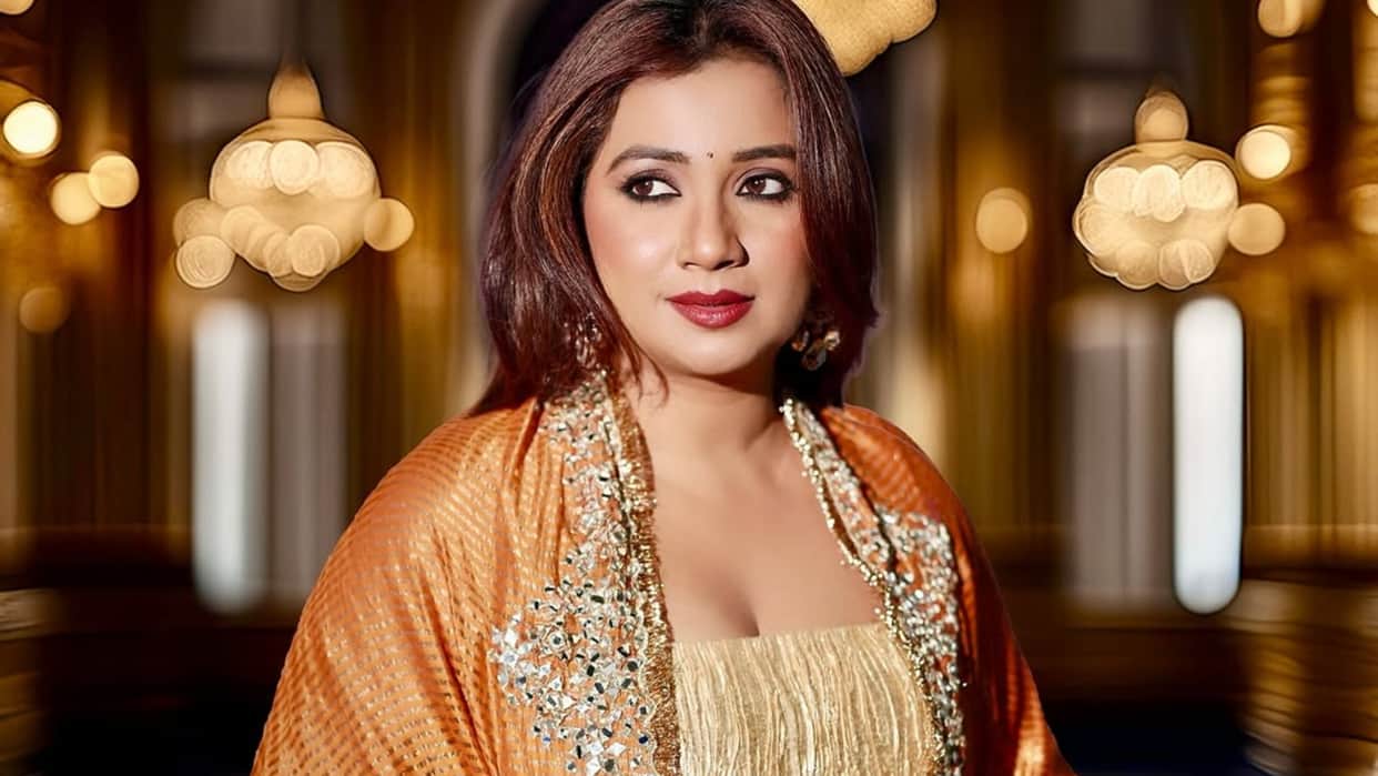 Katrina Kaif Chikni Chameli singer Shreya Ghoshal admits being embarrassed by super hit dance number