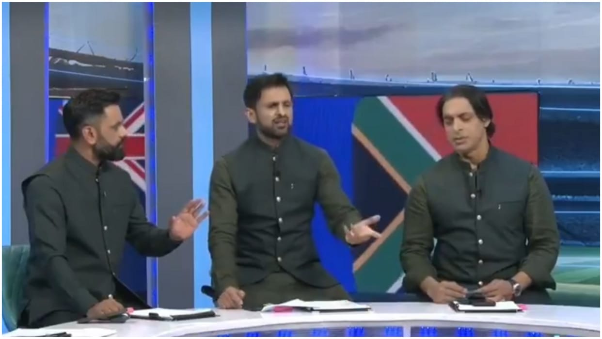 Champions Trophy: Former Pakistani cricketers clash, Hafeez asked Shoaib Malik, Shoaib Akhtar got angry Video