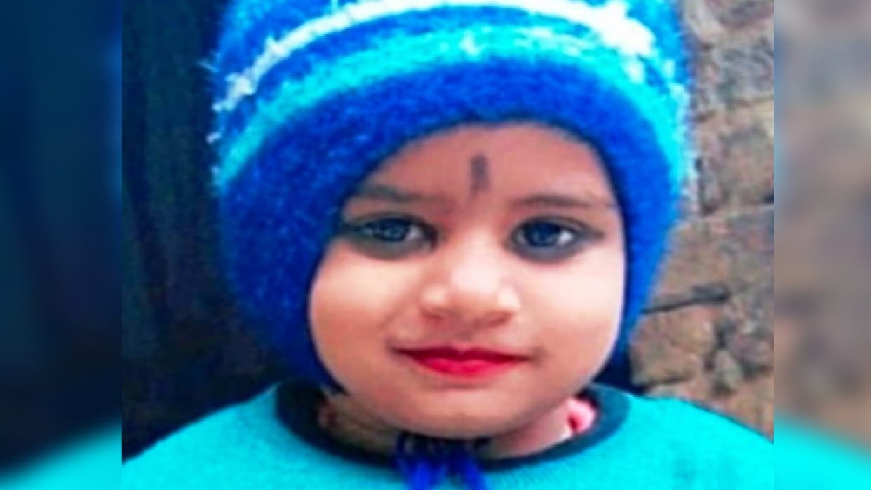 five-year-old child going to Shiva temple with his mother was crushed by a tractor-trolley in Bareilly