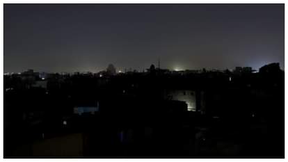 चिली में बिजली गुल होने से अंधेरे में डूबा देश