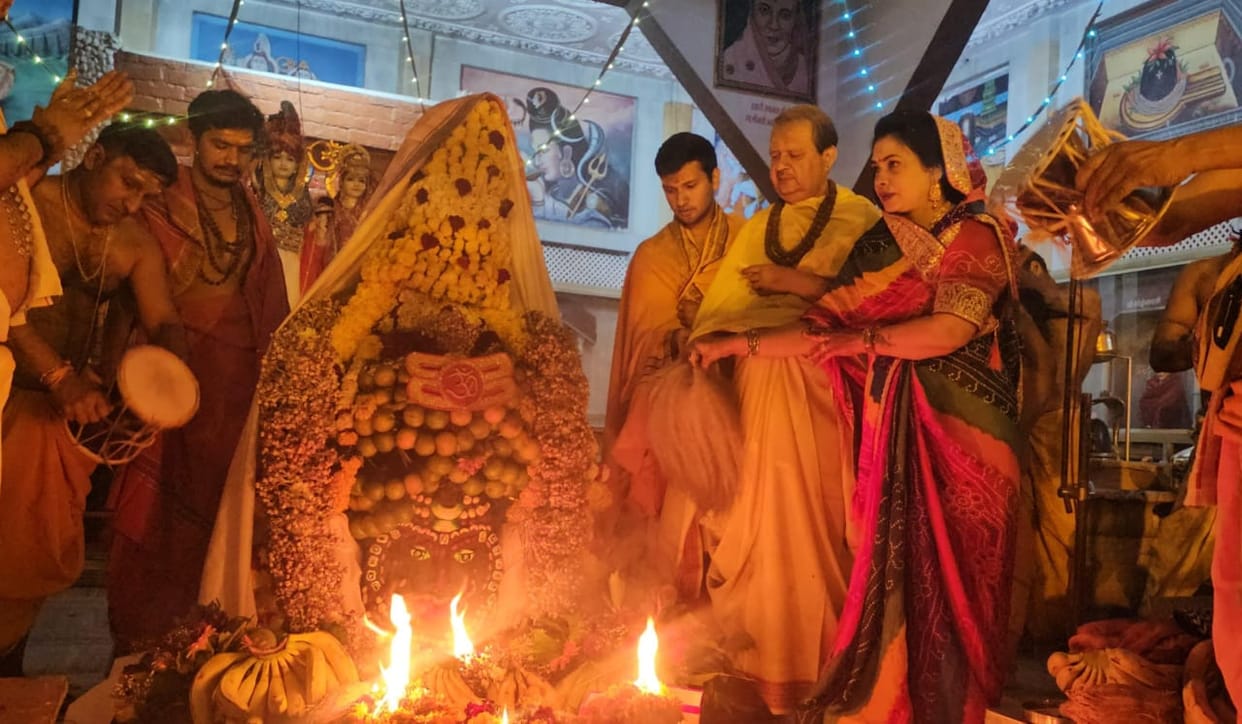 Indore: Shivji becomes groom in Indore, special aarti performed in temples on Shivratri