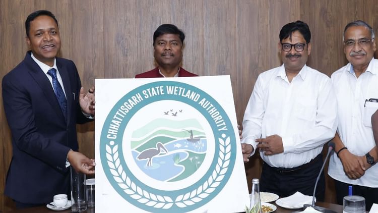CG News: छत्तीसगढ़ राज्य वेटलैंड प्राधिकरण की द्वितीय बैठक संपन्न, संरक्षण को लेकर लिए गए कई महत्वपूर्ण निर्णय