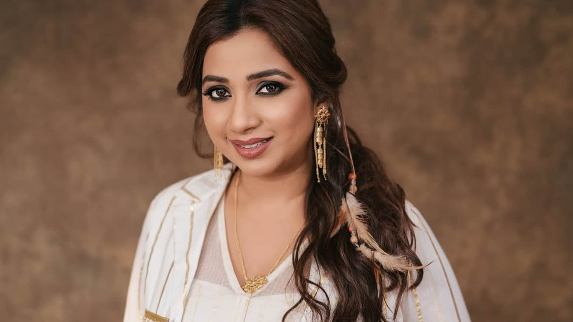 Katrina Kaif Chikni Chameli singer Shreya Ghoshal admits being embarrassed by super hit dance number