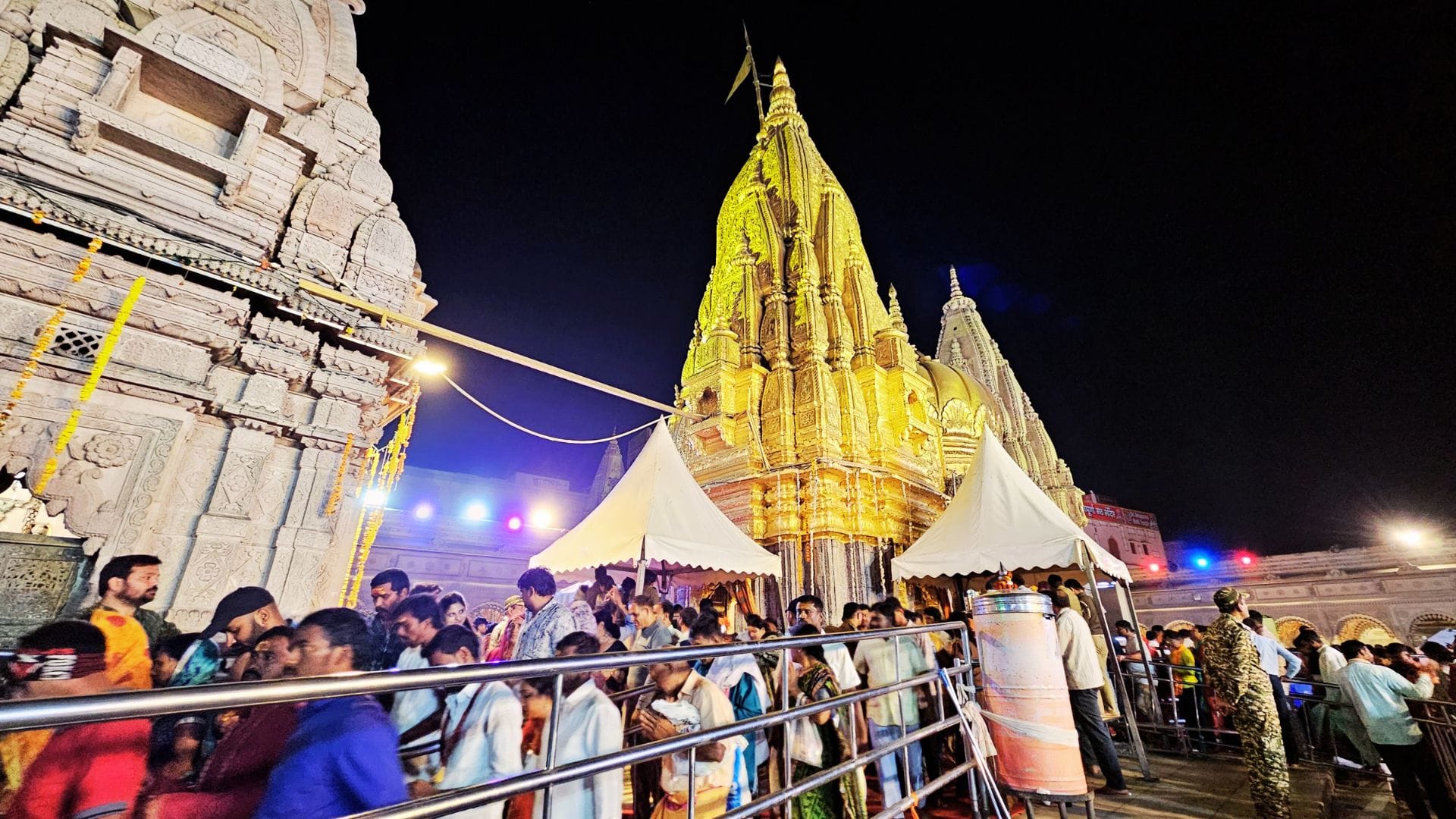 Mahashivratri Naga sadhus in procession of seven akhadas offered virtue of Maha Kumbh Baba vishwanath