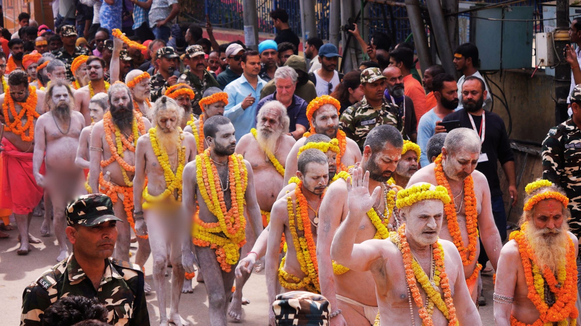 Mahashivratri Naga sadhus in procession of seven akhadas offered virtue of Maha Kumbh Baba vishwanath