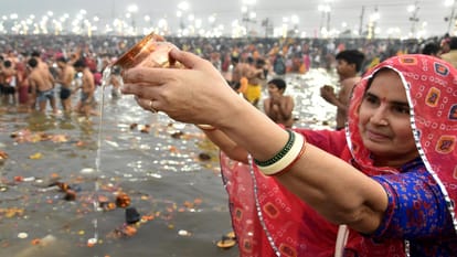 Ganga Dussehra Vishesh On June 5 Know the importance of snan daan and tarpan