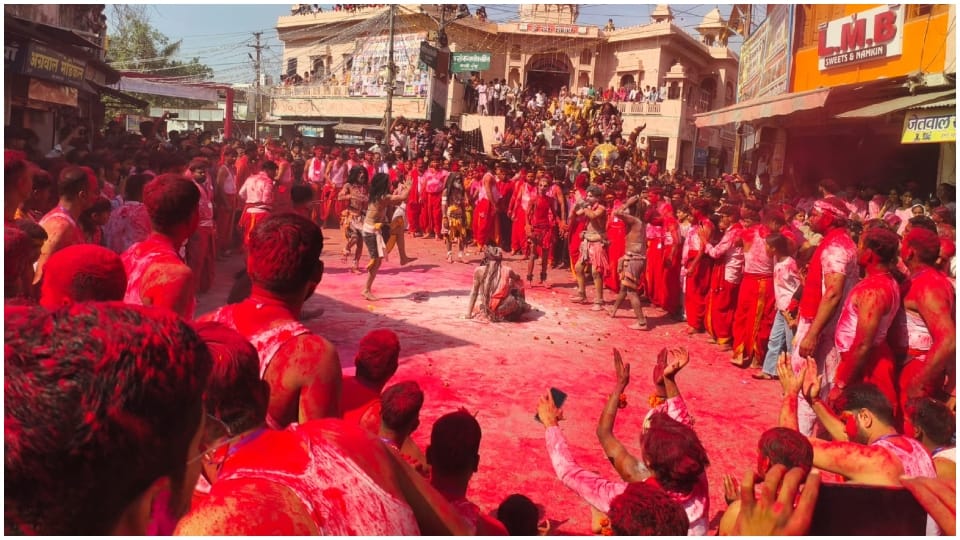 crowd gathered to ride Baba Mahakal On Mahashivratri in Kekri News In Hindi
