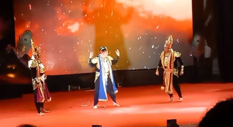 Taj Mahotsav dance drama Yada Yada Hi Dharmasya staged in Surasadan
