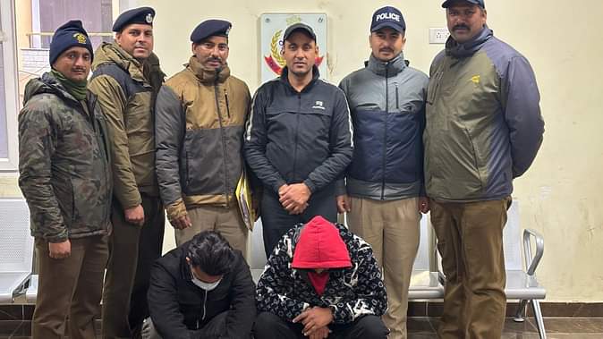 पंजाब के दो युवक मनाली में चिट्टे के साथ गिरफ्तार, मनाली पुलिस ने होटल में दी दबिश