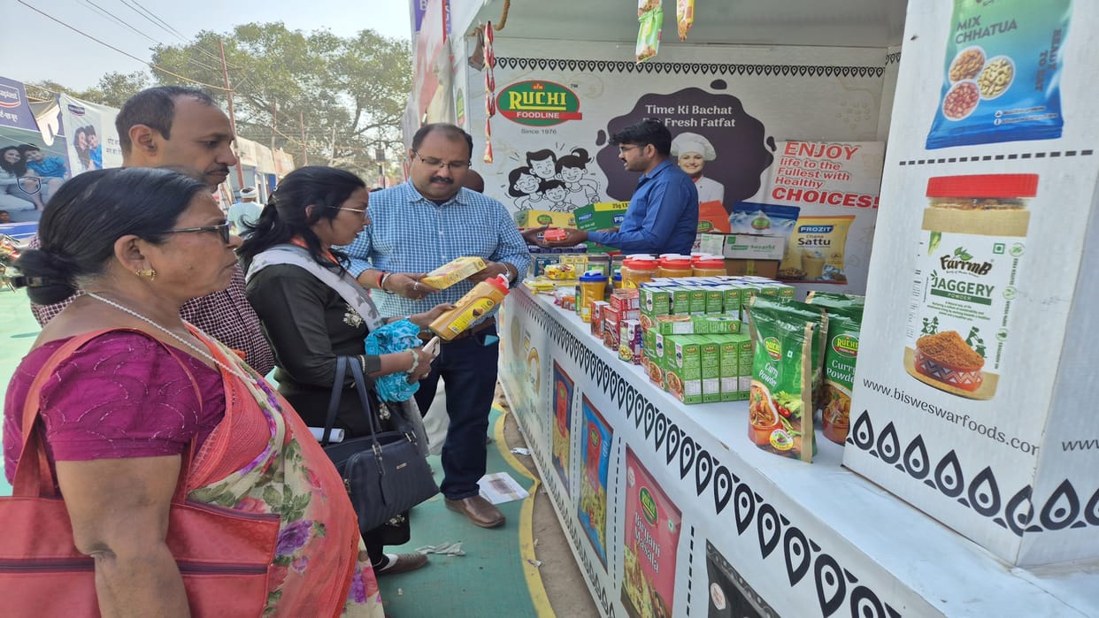 Prayagraj: Ruchi Food Line sets up stall in Mahakumbh, customers are taking advantage of discount