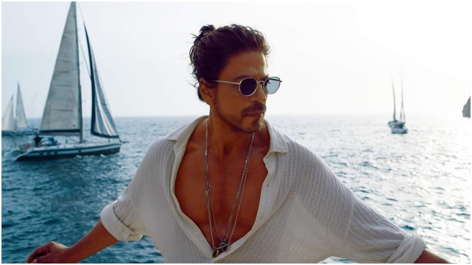 Shah Rukh Khan asks vaastu tips from Anand Pandit before Pathaan and Jawan films