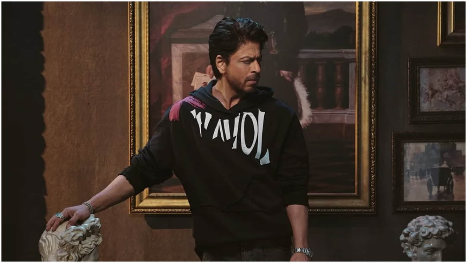 Mahesh Manjrekar has New Script for Shah Rukh Khan Will He Play a Paid Assassin