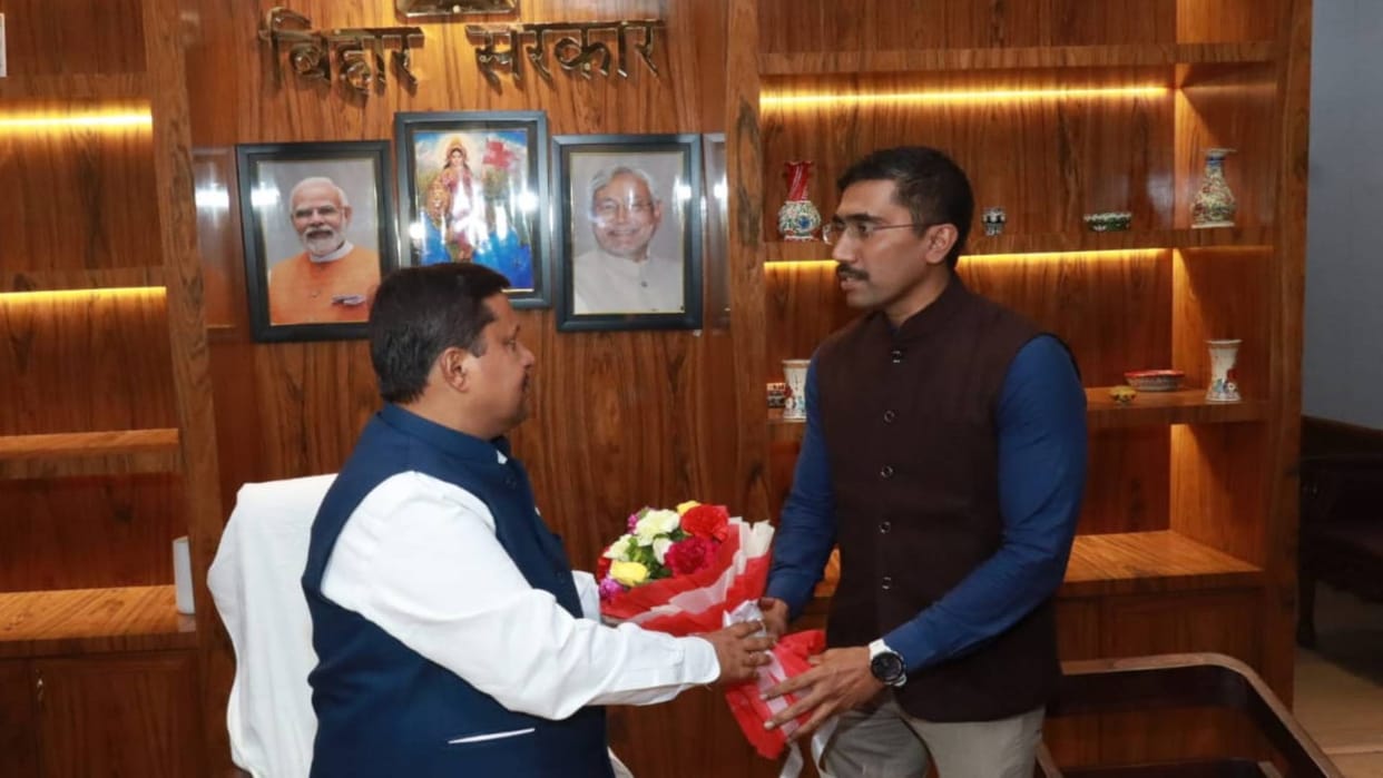 Bihar News Minister Nitin Naveen took charge of road construction department
