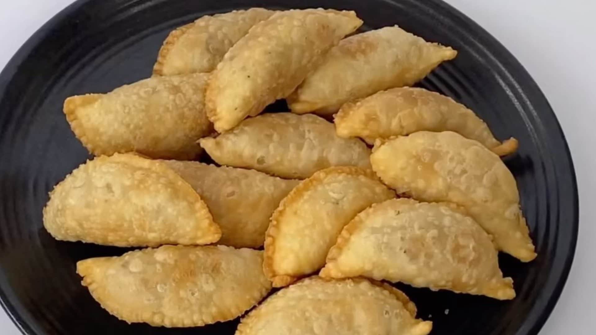 Holi 2025 Date Five Types Gujiya Recipes At Home in Hindi Gujiya Kaise Banaye