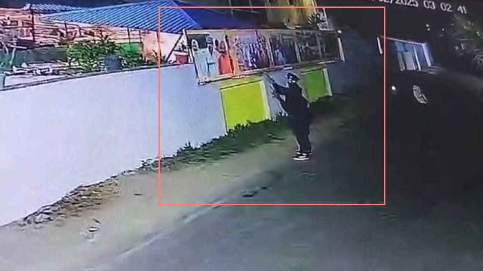 Roorkee News Masked men opened fire at Khanpur MLA Umesh camp office Amid Dispute with champion