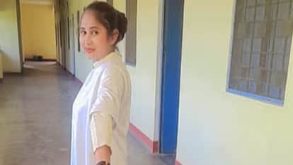 UP: 'खुजली-कानों का दर्द अब और न झेल सकती... मम्मी-पापा मुझे माफ करना', नोट में ये बातें लिख छात्रा ने दी जान Nursing student committed suicide in the hostel of SRN Hospital Prayagraj