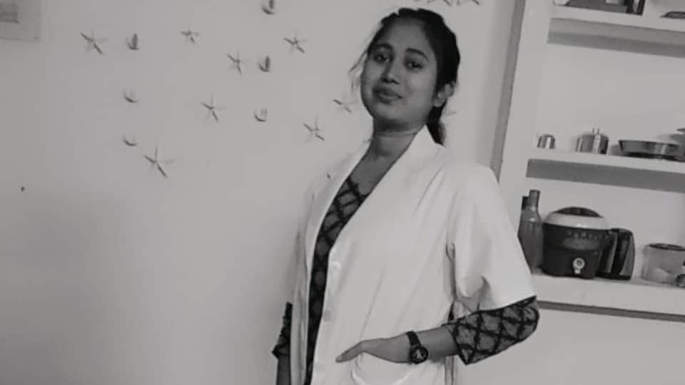 Nursing student committed suicide in the hostel of SRN Hospital Prayagraj