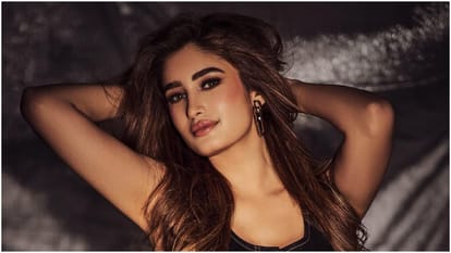 Rasha thadani reveals Tamannaah bhatia and Vijay verma is like her godparents amid breakup rumours