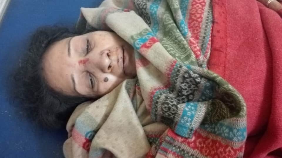 Road Accident News Uncontrolled car broke wall and entered house, four youths died In Pratapgarh