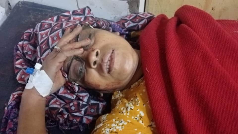 Road Accident News Uncontrolled car broke wall and entered house, four youths died In Pratapgarh