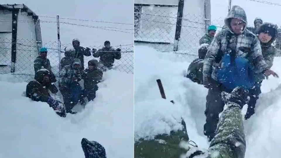 Chamoli Avalanche 57 workers were sleeping in a container suddenly mountain of snow fell from Kuber mountain
