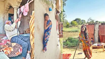 Fluoride Crisis in  Sonbhadra painful story of people falling ill after drinking fluoride-contaminated water