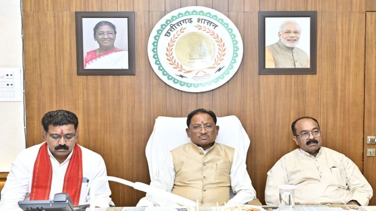 Chhattisgarh News: सीएम साय ने की मनरेगा के तहत चल रही परियोजनाओं की समीक्षा, दिए ये निर्देश