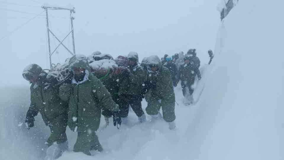 Chamoli Avalanche Army soldiers saved lives of workers Amid Heavy Snowfall SeePhotos