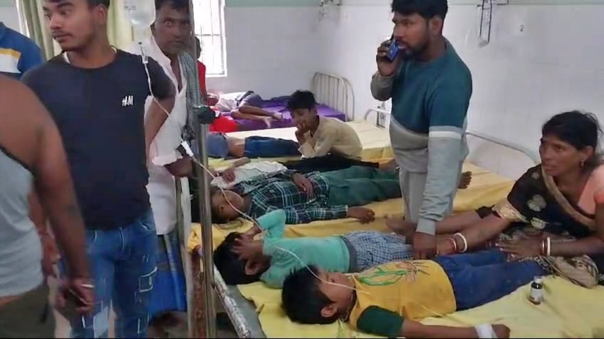 Nalanda News: 80 children fall ill after eating egg and rice in mid-day meal, admitted to hospital