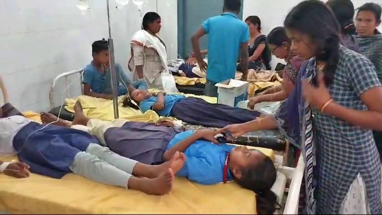 Nalanda News: 80 children fall ill after eating egg and rice in mid-day meal, admitted to hospital