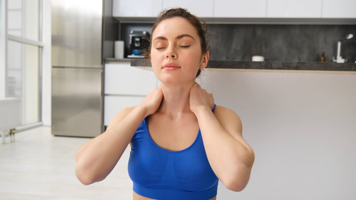 Samudrik Shastra Neck Shape and Personality People with This Neck Shape Always Stay Wealth