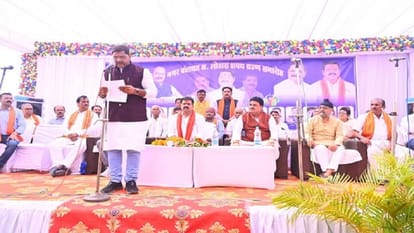 Newly elected mayor and councillors took oath of office and secrecy Deputy CM was also present in Chhattisgar