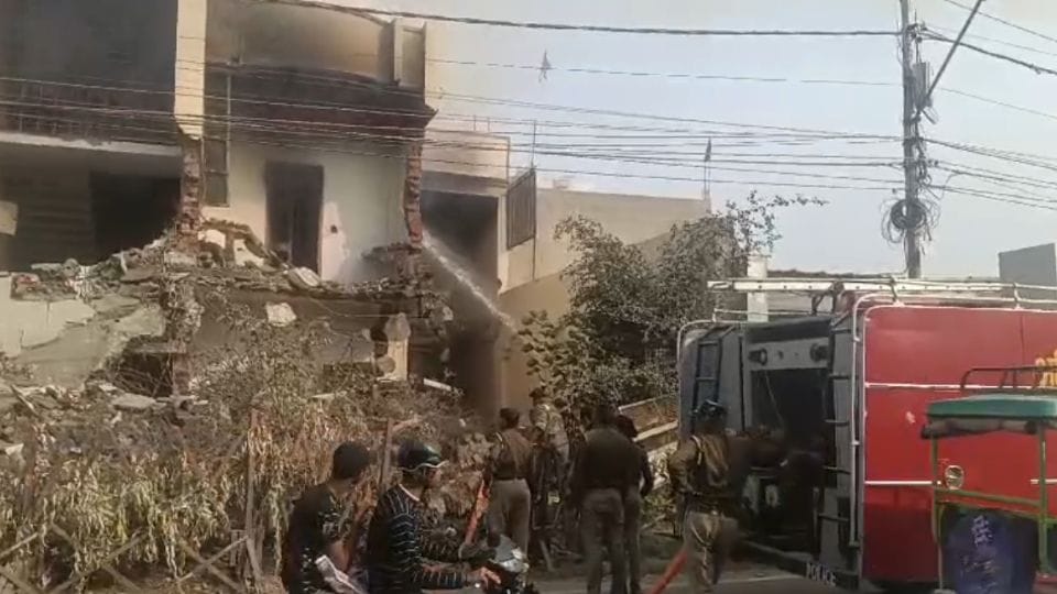 Fire broke out on the second floor of Atiq Ahmed office