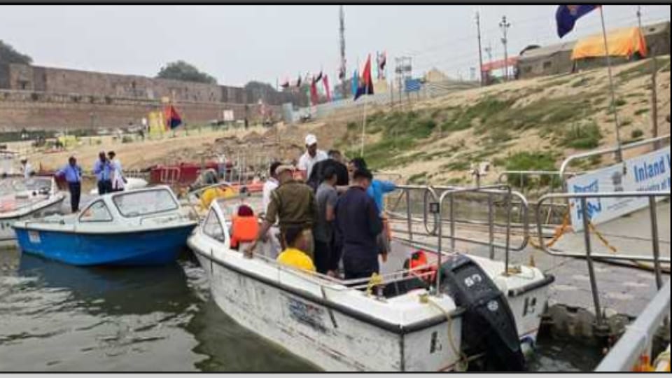 Mahakumbh 2025 Prayagraj Ghats Photos Maha Kumbh Mela End Devotees Crowd Decreased