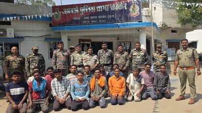 Case of violence during three tier panchayat elections 18 people including former sarpanch arrested in Kanker