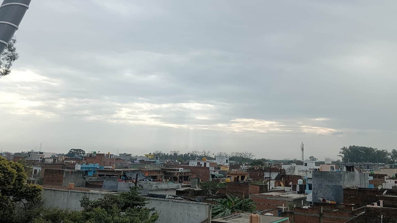 Heavy hailstorm along with rain in these districts including Lakhimpur Kheri