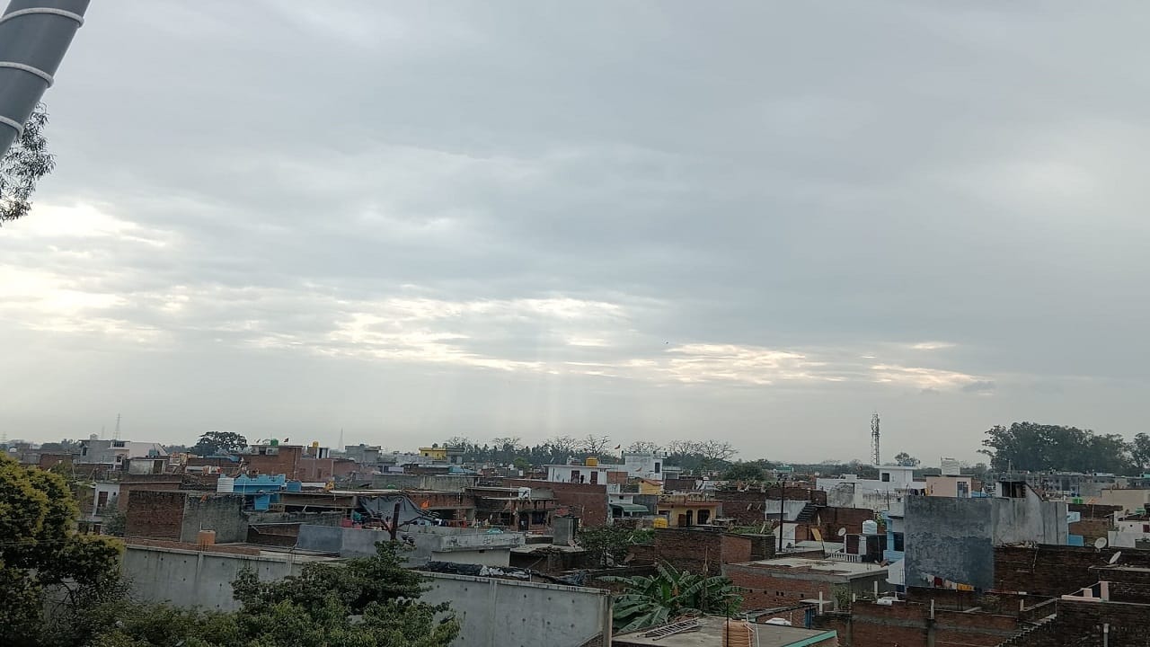 Heavy hailstorm along with rain in these districts including Lakhimpur Kheri