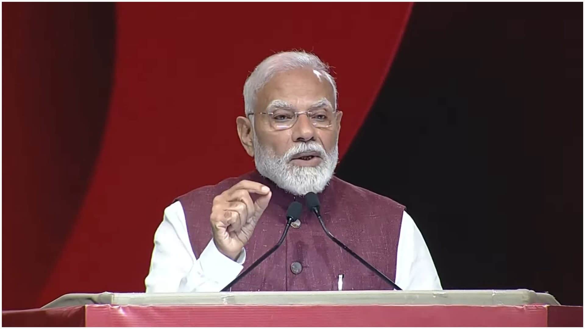 India is making a lot of positive news, world looking at it: PM Modi at New Delhi
