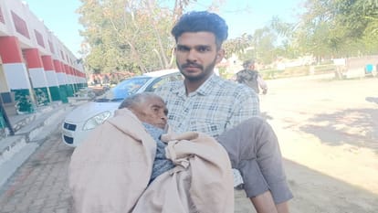 Photo Gallery of Haryana Local Body Elections voting continues