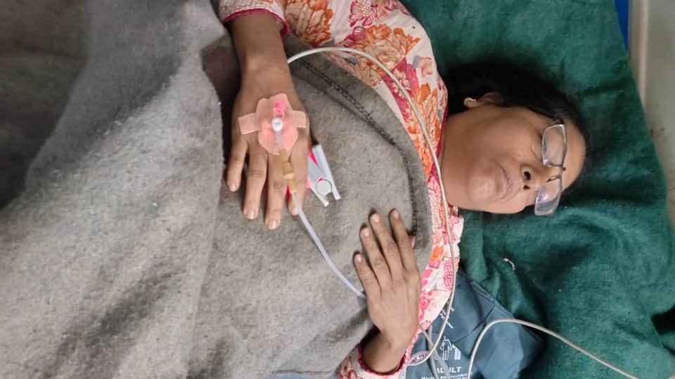 Agra Road Accident Sleeper bus rams into truck on Agra-Lucknow Expressway, Many killed in agra accident